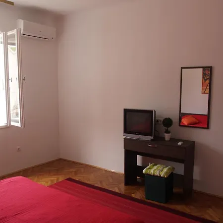 Tony Apartment